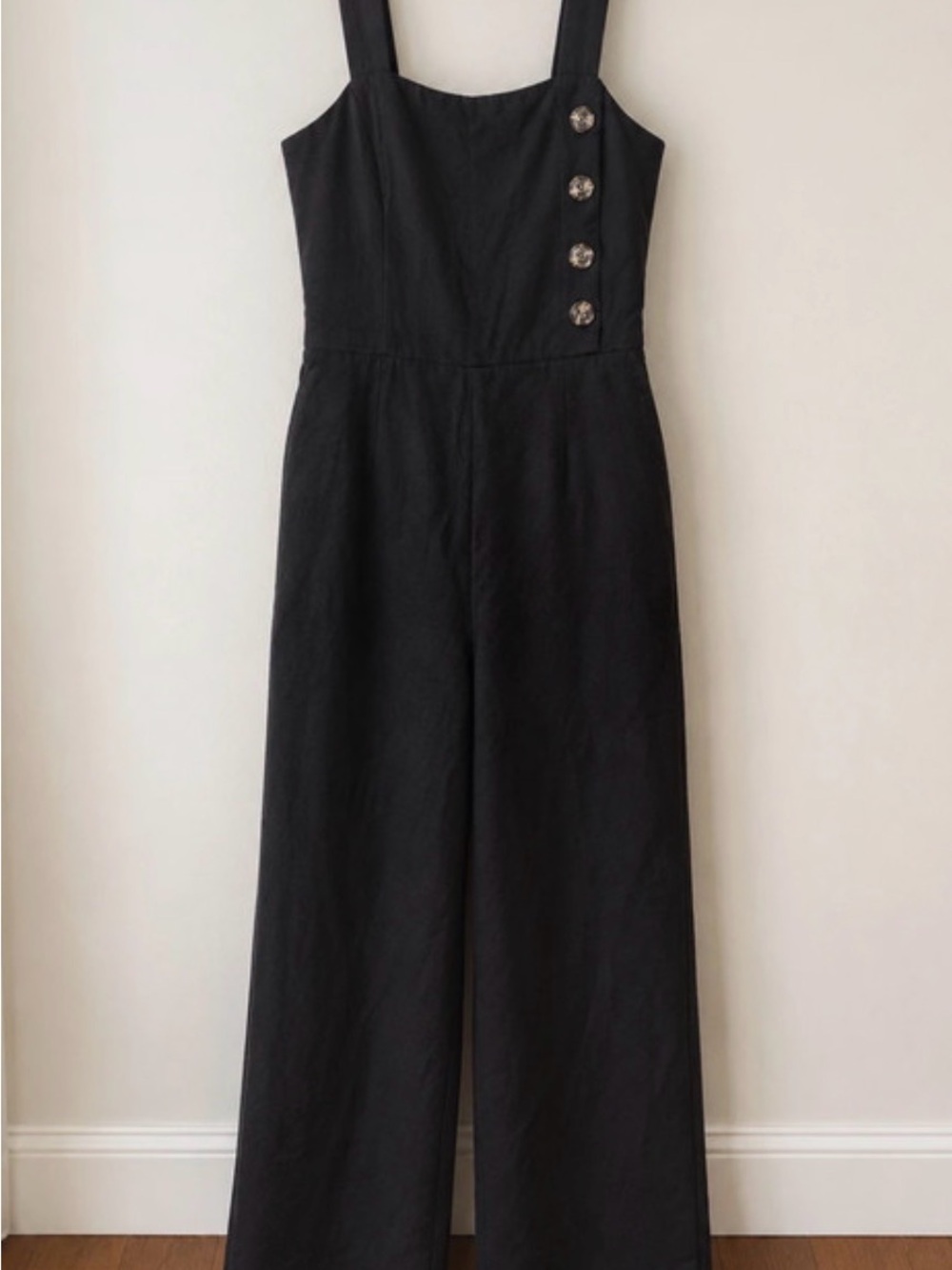 essue Black Wide-Leg Linen Jumpsuit - Picture 3 of 5